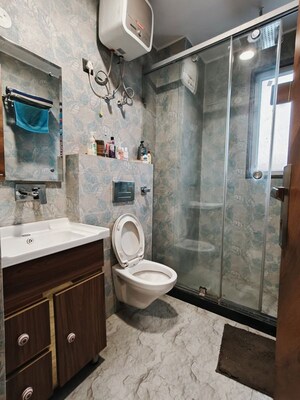 Bathroom in 1 BHK Builder Floor at Sector 15 – for Rent