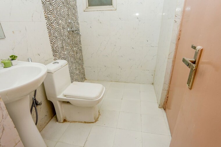 Bathroom, nirala-aspire 2.5 Bedroom 1180 Sq.Ft. Apartment In Sector 16 Greater Noida Greater Noida 10195871