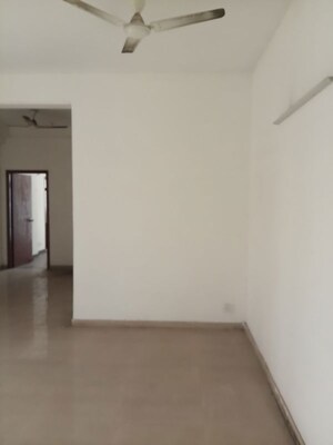 Room in 3 BHK Apartment at Mahagun Mywoods II, Sector 16c Greater Noida – for Rent