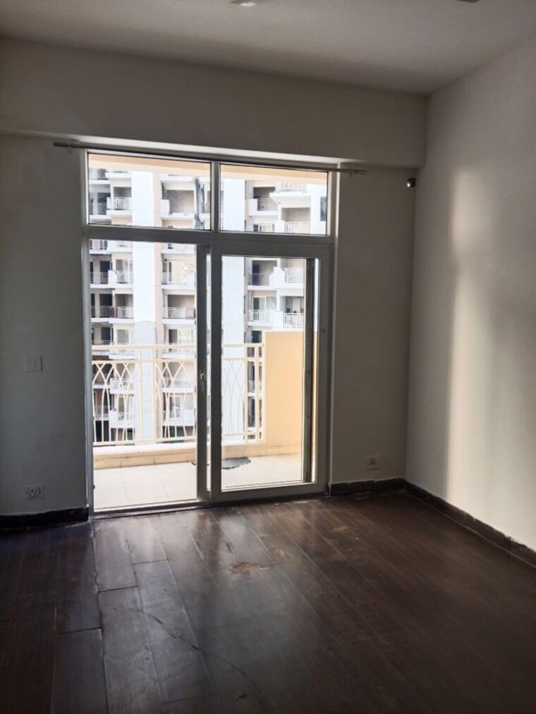 Room, mahagun-mywoods-ii 3 Bedroom 1520 Sq.Ft. Apartment In Sector 16c Greater Noida Greater Noida 10196036