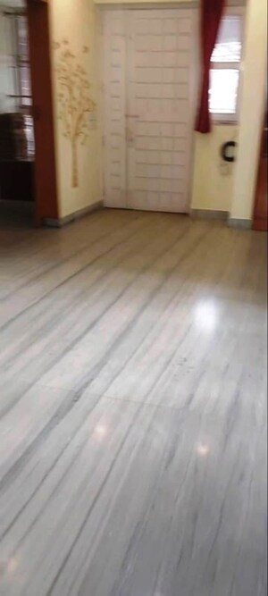 Room in 2 BHK Apartment at Shrachi Greenwood Nook, Haltu – for Rent
