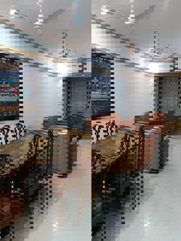 2 BHK 850 Sq.Ft. Apartment in Takshila CHS