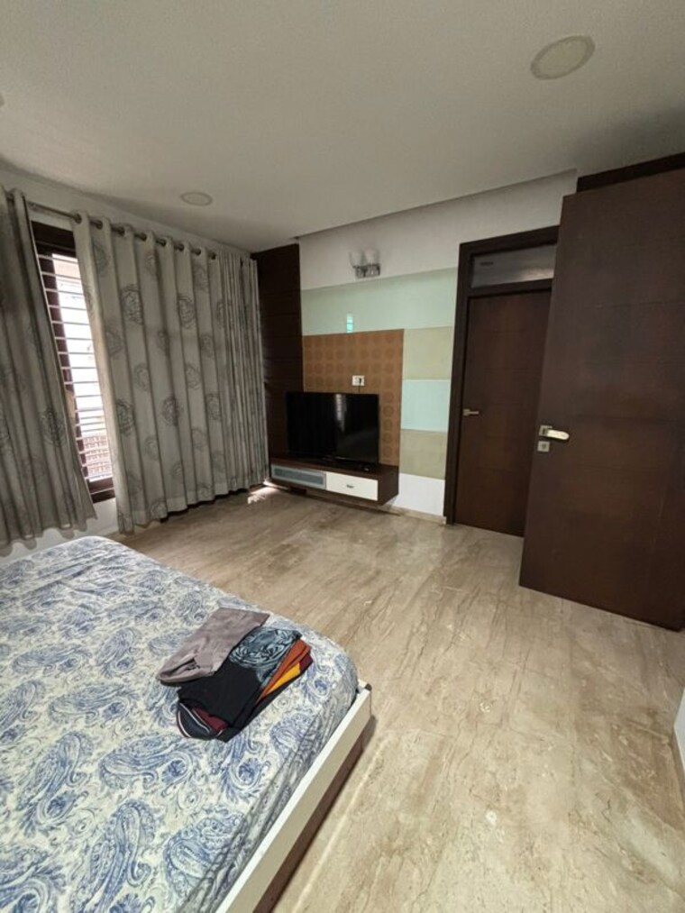 Bedroom, science city 4 Bedroom 350 Sq.Yd. Villa In Science City Ahmedabad 10191322
