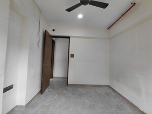Room in 3 BHK Apartment at Karwa Emticibom Employees CHSL, Malad West – for Rent