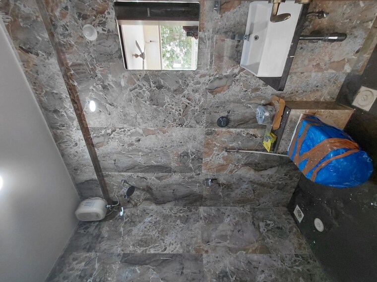  Parking, karwa-emticibom-employees-chsl 3 Bedroom 833 Sq.Ft. Apartment In Malad West Mumbai 10196166