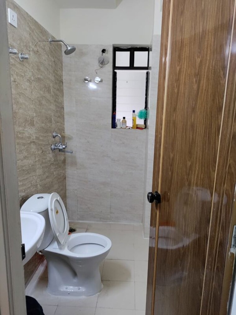Bathroom, shrachi-greenwood-nest 2 Bedroom 901 Sq.Ft. Apartment In Rajarhat New Town Kolkata 10196158