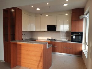 Kitchen in 3.5 BHK Apartment at Unitech Harmony, Sector 50 – for Rent