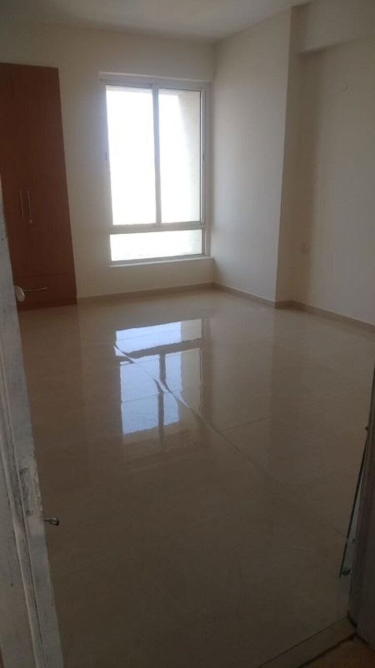 Bedroom, unitech-harmony 3.5 Bedroom 2700 Sq.Ft. Apartment In Sector 50 Gurgaon 10196160