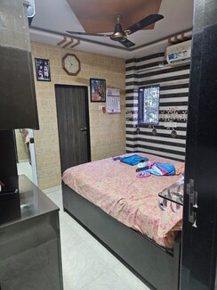 1 BHK + Extra Room Apartment For Rent in Santacruz East