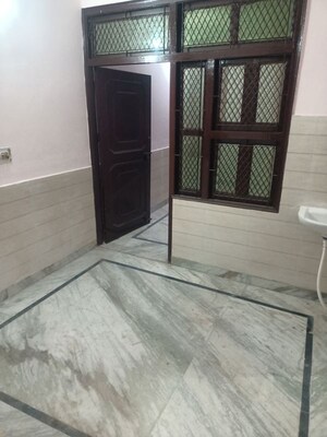 2 BHK Builder Floor For Rent in Pochanpur Colony