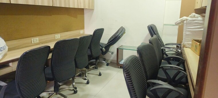 Team Area, kanakia-351-icon Commercial Office Space 1180 Sq.Ft. In Andheri East Mumbai 10196507