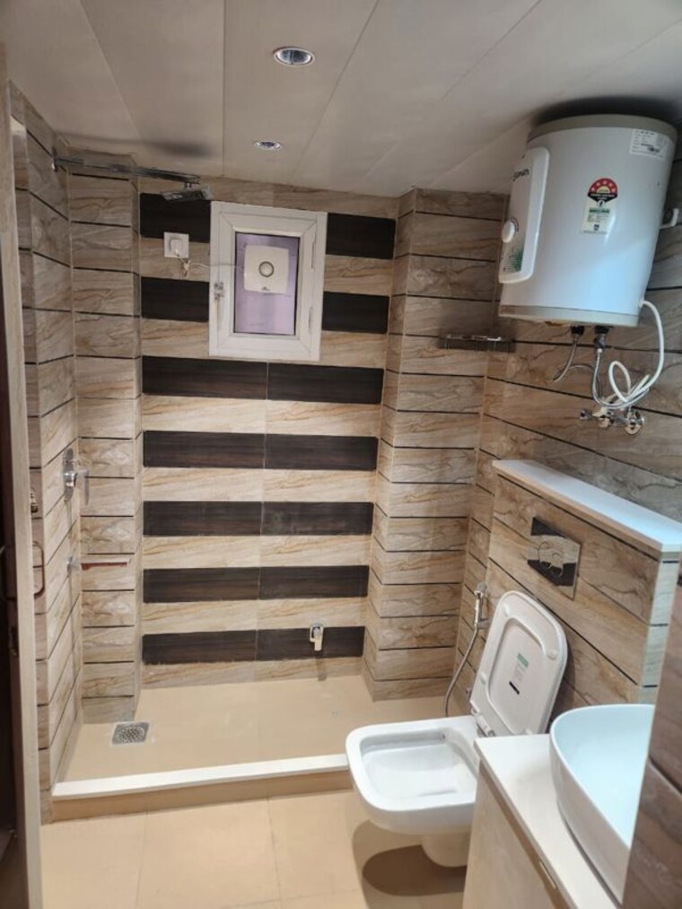 Exterior View, dlf phase iv 3 Bedroom 360 Sq.Yd. Builder Floor In Dlf Phase iv Gurgaon 10195656
