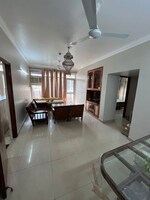 3 BHK 360 Sq.Yd. Builder Floor in DLF Phase IV
