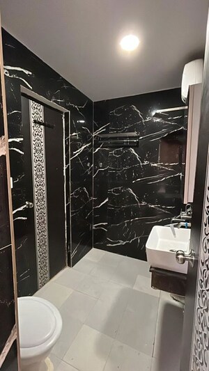 Staircase in 3 BHK Builder Floor at Dlf Phase iv – for Rent