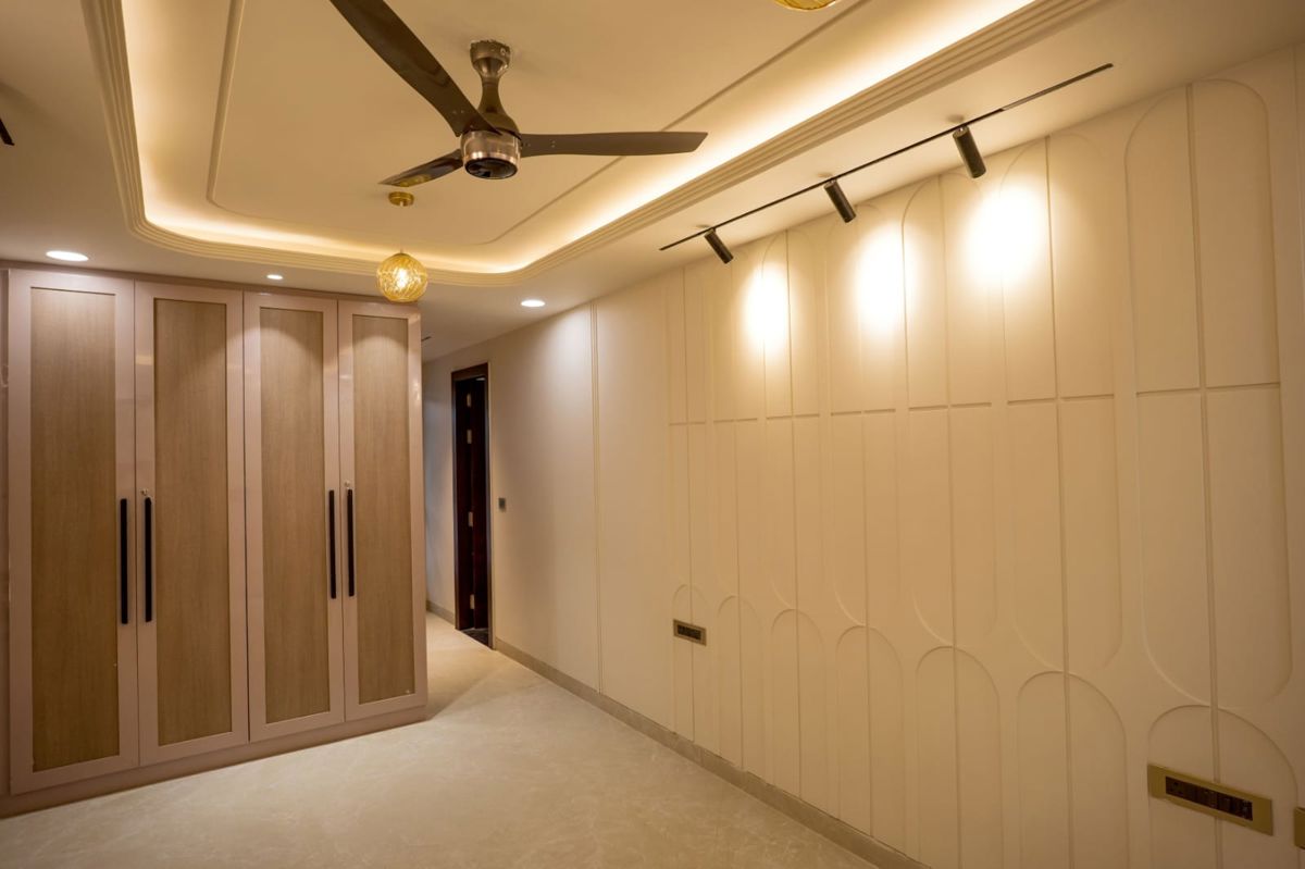 3 BHK Builder Floor For Rent in DLF Phase IV