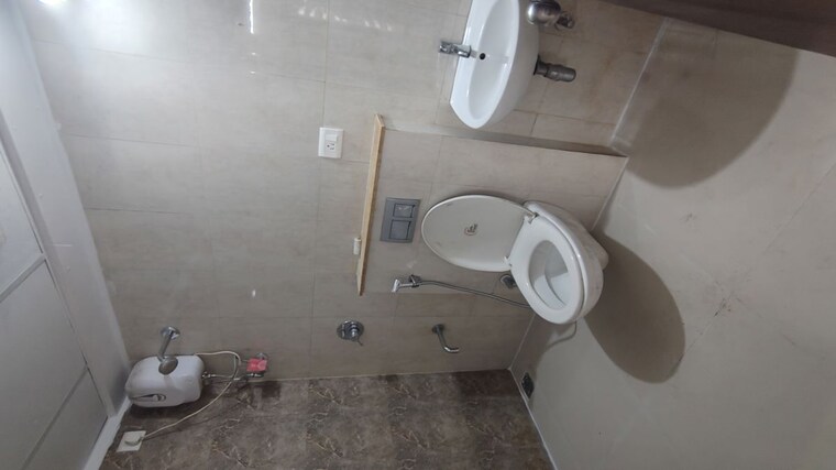 Bathroom, lodha-downtown 2.5 Bedroom 810 Sq.Ft. Apartment In Dombivli East Thane 10196639