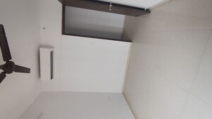 Room in 2.5 BHK Apartment at Lodha Downtown, Dombivli East – for Rent