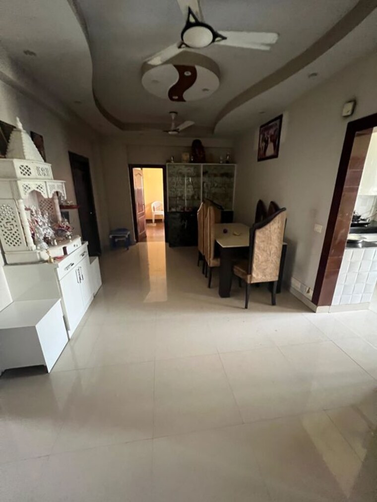 Living Room, emaar-emerald-floors-premier 3.5 Bedroom 1677 Sq.Ft. Apartment In Sector 65 Gurgaon 10196780