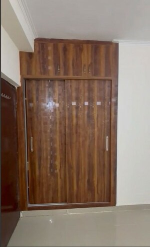 Furnished Amenities in 3 BHK Apartment at Amrapali Centurian Park, Tech Zone 4 Greater Noida – for Rent