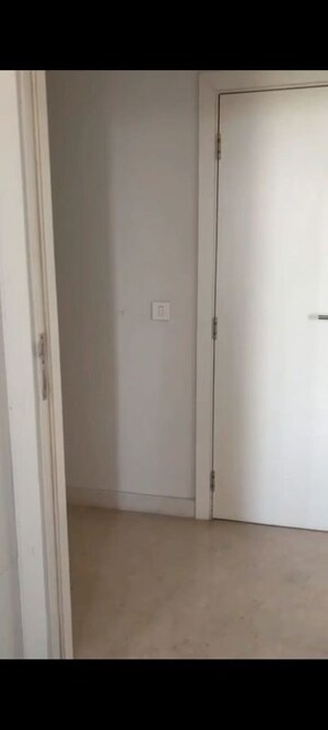 Building Lobby in 3 BHK Apartment at Ireo The Corridors, Sector 67a – for Rent