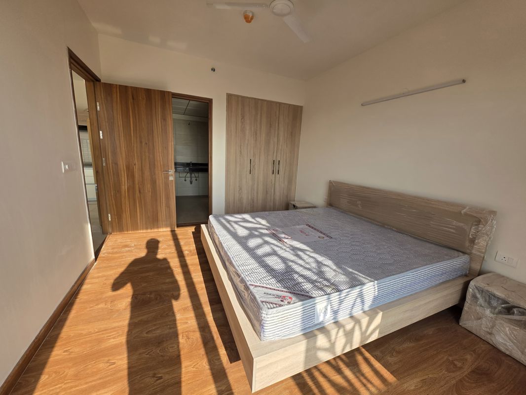 3 BHK + Servant Room Apartment For Sale in Jaypee Kalypso Court