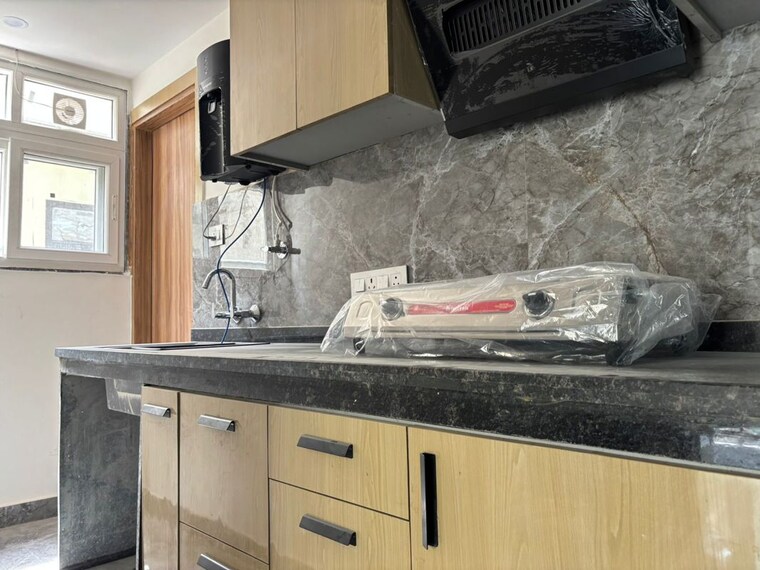 Kitchen, smart-world-orchard 3 Bedroom 1680 Sq.Ft. Apartment In Sector 61 Gurgaon 10196819