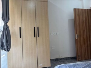 Room in 3 BHK Apartment at Smart World Orchard, Sector 61 – for Rent