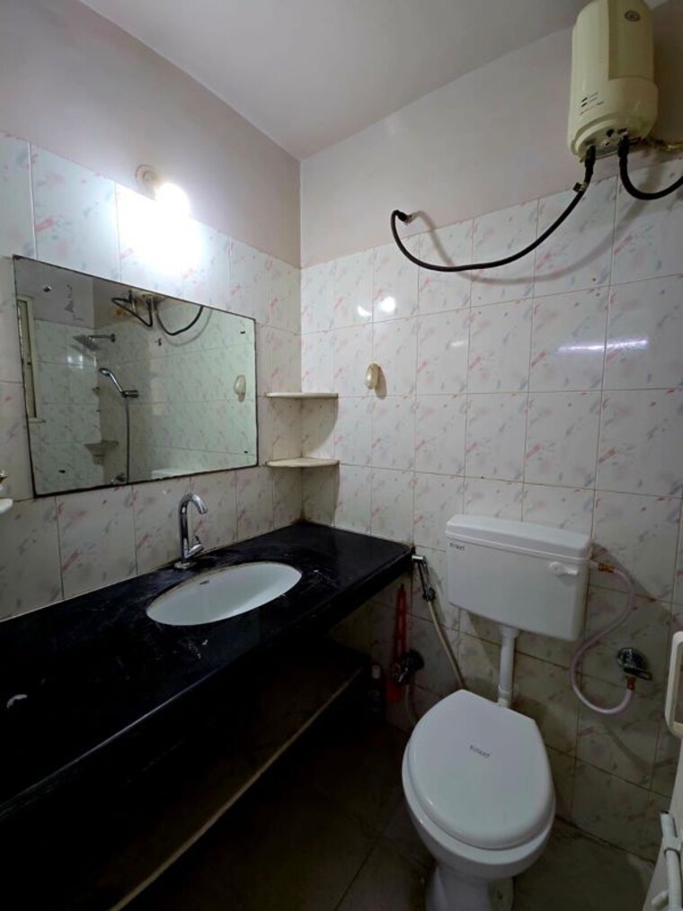 Kitchen, florida-estate 3 Bedroom 1600 Sq.Ft. Apartment In Mundhwa Pune 10196993