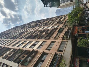 Room in  Pg at Prabhadevi – for Rent