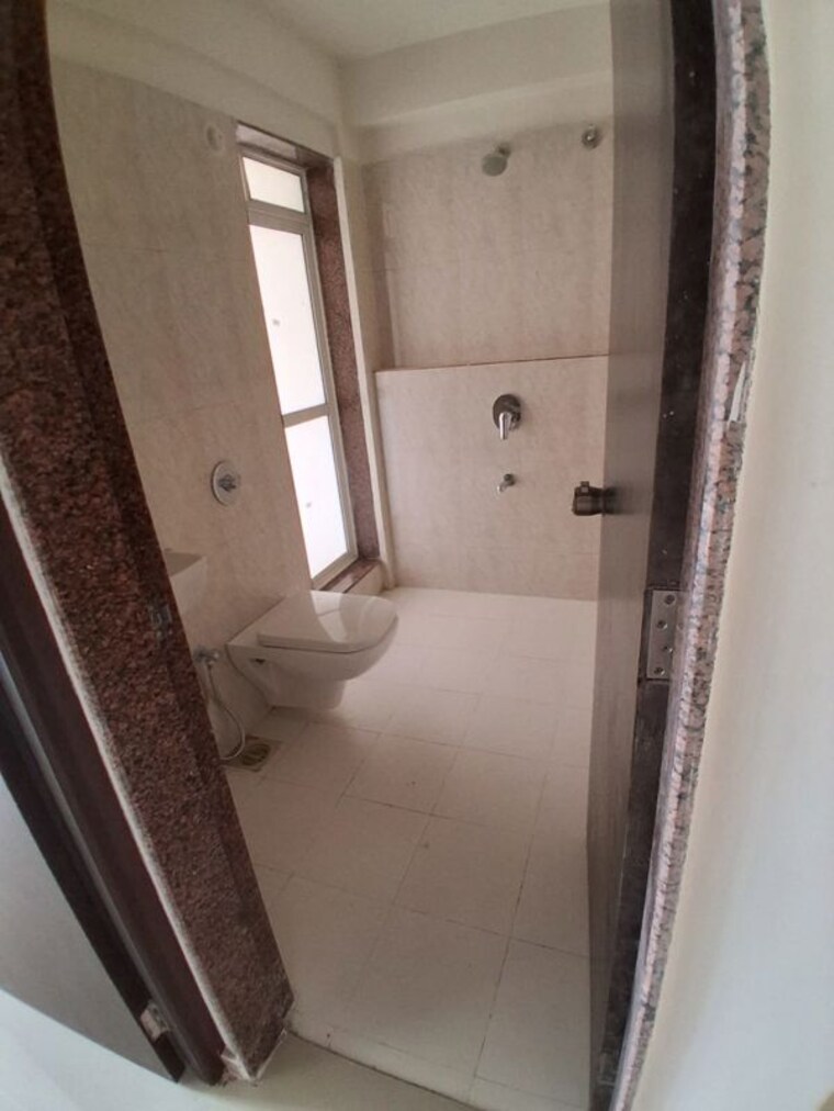 Bathroom, puraniks-elito-grand-central 2 Bedroom 680 Sq.Ft. Apartment In Vartak Nagar Thane 10197132