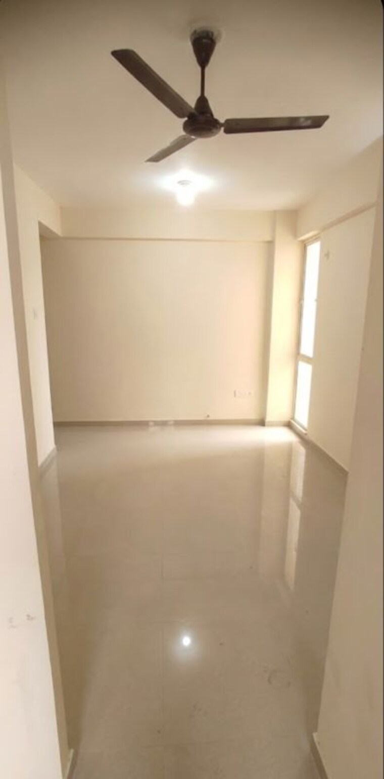 Bathroom, bptp-parklands 3 Bedroom 300 Sq.Yd. Apartment In Sector 76 Faridabad 10197136