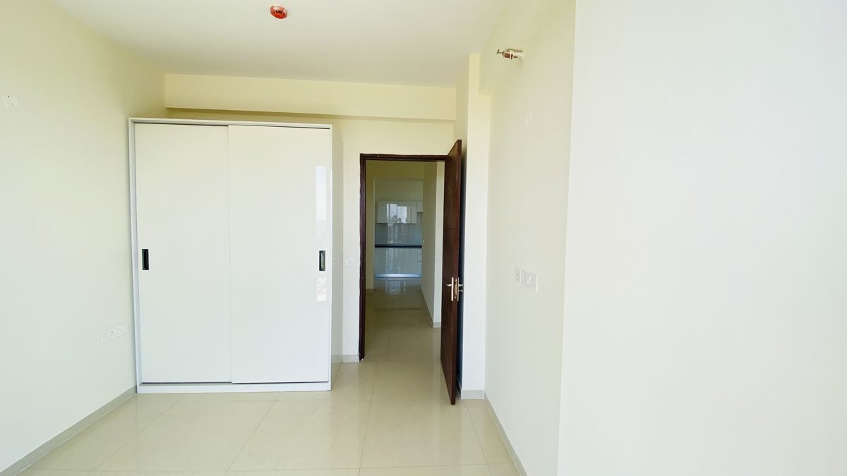 2 BHK + Store Room Apartment For Rent in Omaxe The Resort