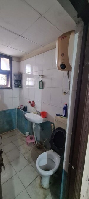 Bathroom in 2 BHK Apartment at SRS Residency, Sector 88 – for Rent