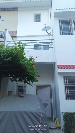 Balcony in 4 BHK Villa at Paramount Golf Foreste Apartments, Zeta I Greater Noida – for Rent