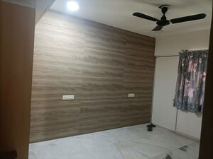 Room in 3 BHK Apartment at Navrangpura – for Rent