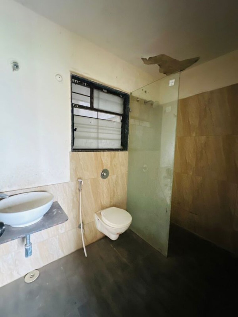 Bathroom, om-tropica 2 Bedroom 673 Sq.Ft. Apartment In Ravet Pune 10197407
