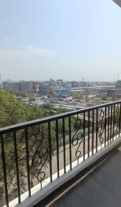 3 BHK + Servant Room Apartment For Rent in Emaar Emerald Estate