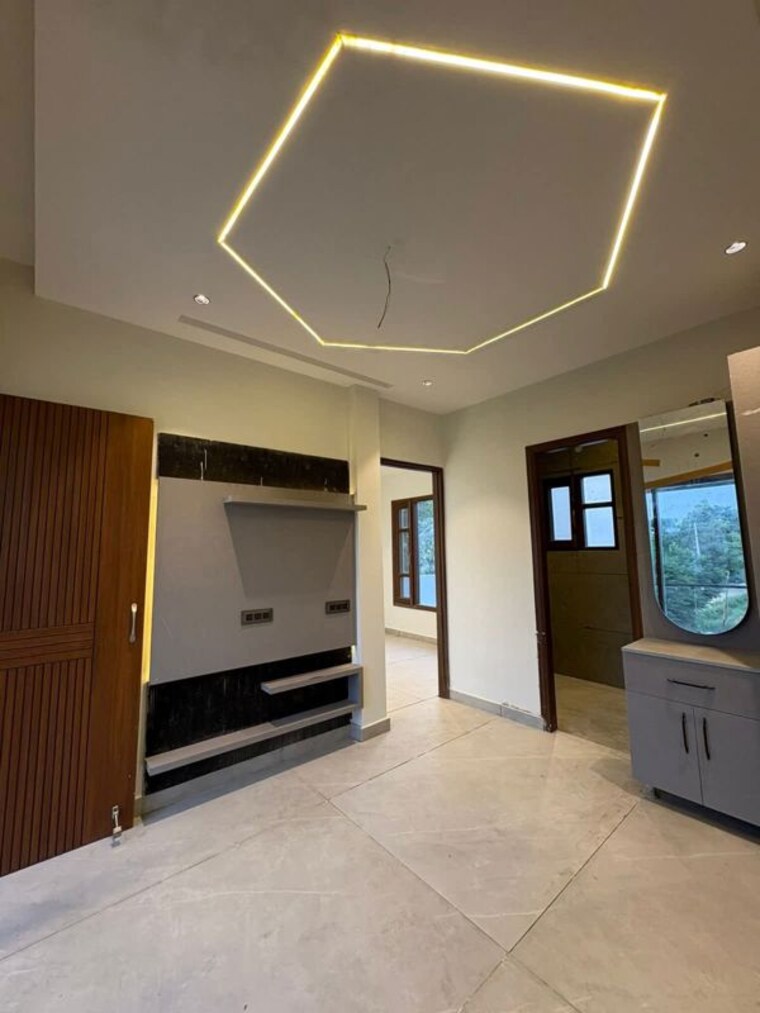 Room, sector 123 4 Bedroom 100 Sq.Yd. Independent House In Sector 123 Mohali 10197482