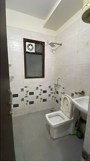 Bathroom in 1 BHK Builder Floor at Vipul Square, Sushant Lok I – for Rent