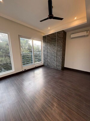 Room in 3 BHK Builder Floor at Ansal Sushant Apartments, Sushant Lok I – for Sale