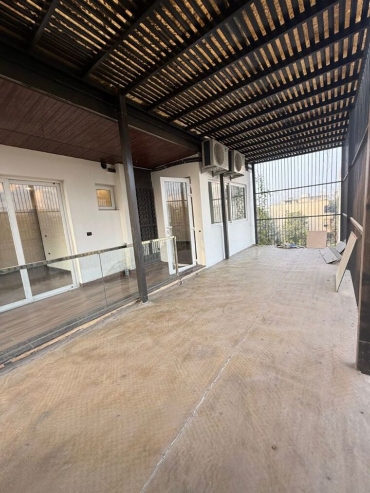 Room, ansal-sushant-apartments 3 Bedroom 418 Sq.Ft. Builder Floor In Sushant Lok I Gurgaon 10197563