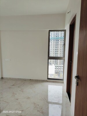 Room in 2 BHK Apartment at Majestique Towers, Kharadi – for Sale