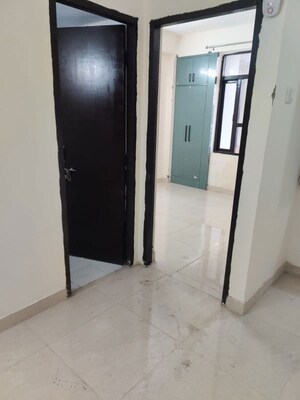 Building Lobby in 2.5 BHK Builder Floor at BPTP Park Elite Premium, Sector 84 – for Rent