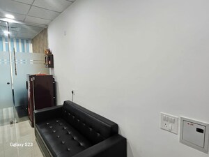 Furnished Amenities in 3 BHK Apartment at Amrapali Golf Homes, Sector 4 Greater Noida – for Rent