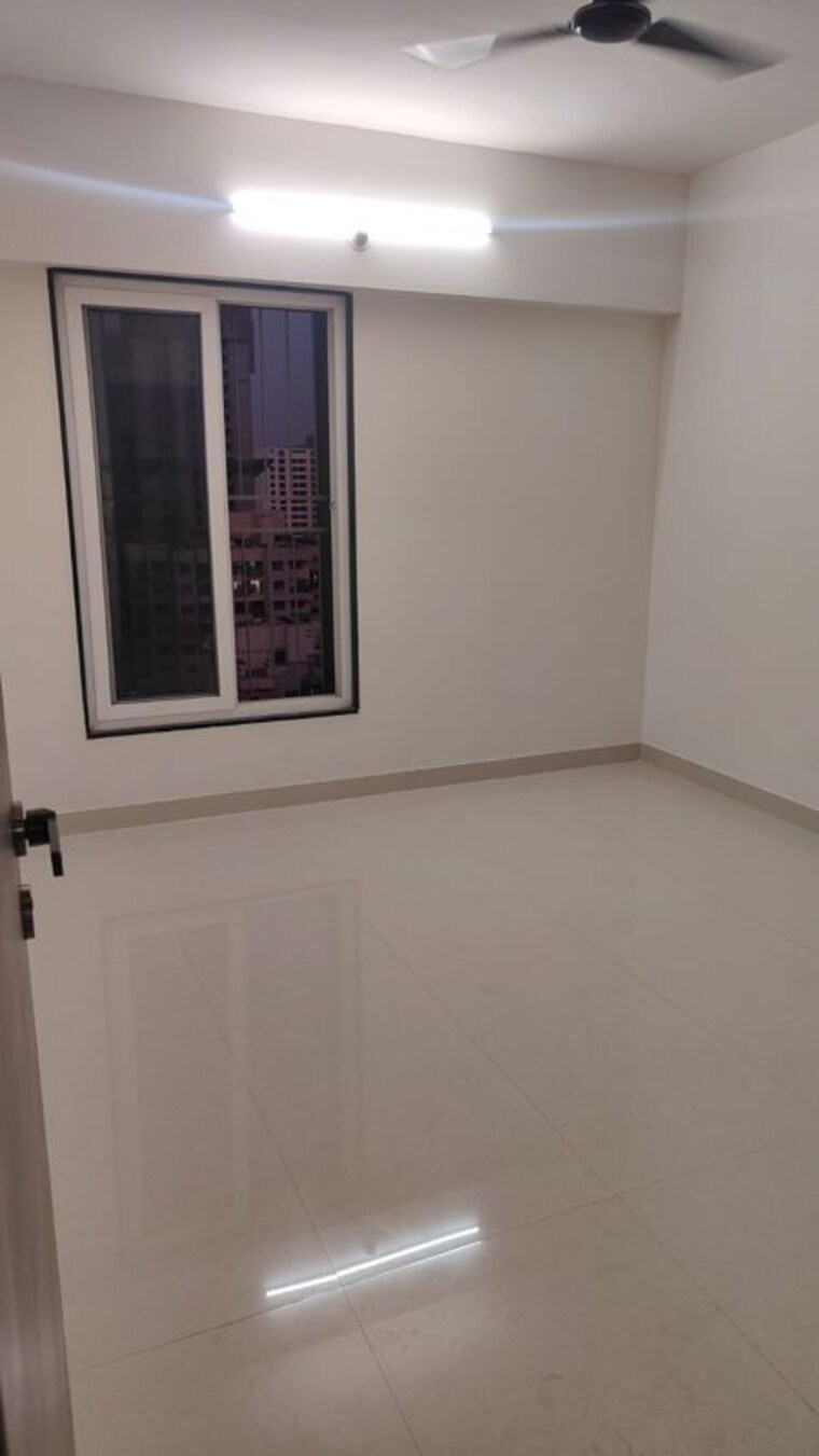 Room, wakad 3 Bedroom 1100 Sq.Ft. Apartment In Wakad Pune 10197867