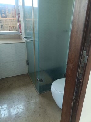 Bathroom in 3.5 BHK Apartment at Omkar Alta Monte, Malad East – for Rent