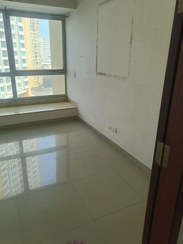 Balcony, omkar-alta-monte 3.5 Bedroom 1833 Sq.Ft. Apartment In Malad East Mumbai 10197875