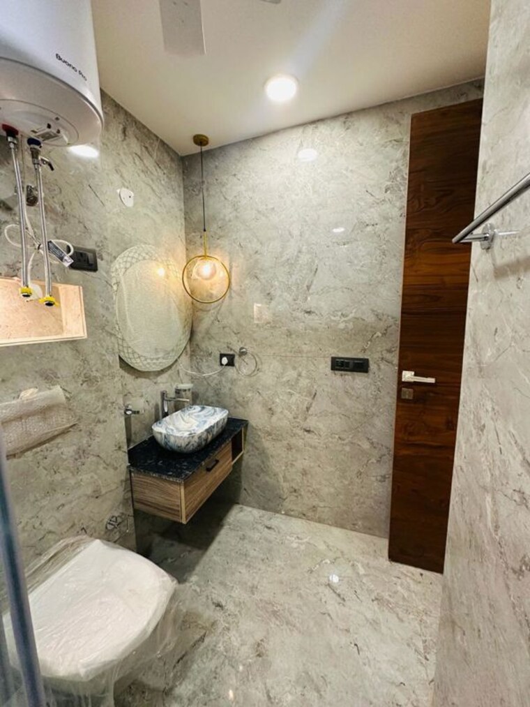 Bathroom, sector 57 3 Bedroom 1300 Sq.Ft. Builder Floor In Sector 57 Gurgaon 10197854