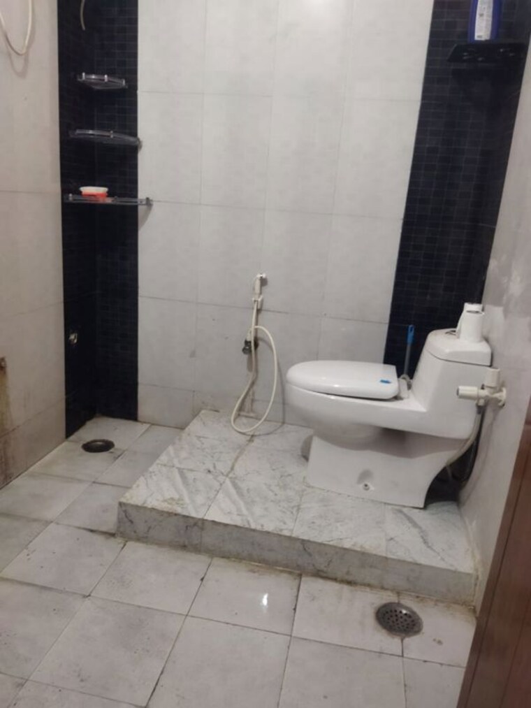 Bathroom, gomti nagar 1 Bedroom 700 Sq.Ft. Villa In Gomti Nagar Lucknow 10197891