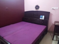 1 BHK + Pooja Room Villa For Rent in Gomti Nagar